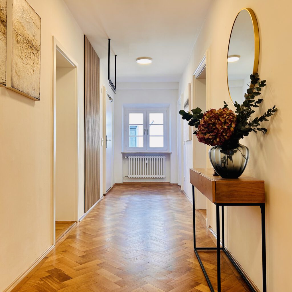 Flur / Garderobe in meiner Praxis